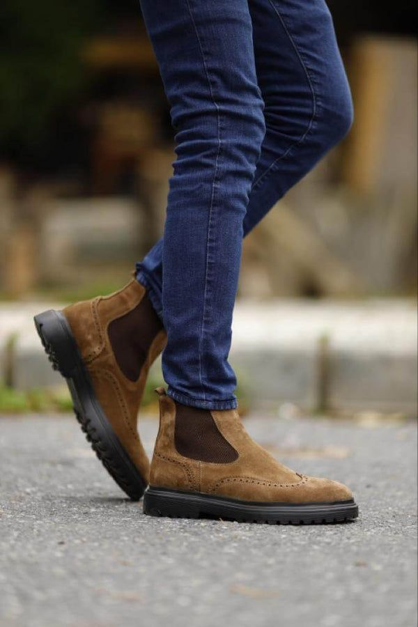 Tan Leather Cap Toe Lace-Up Boots